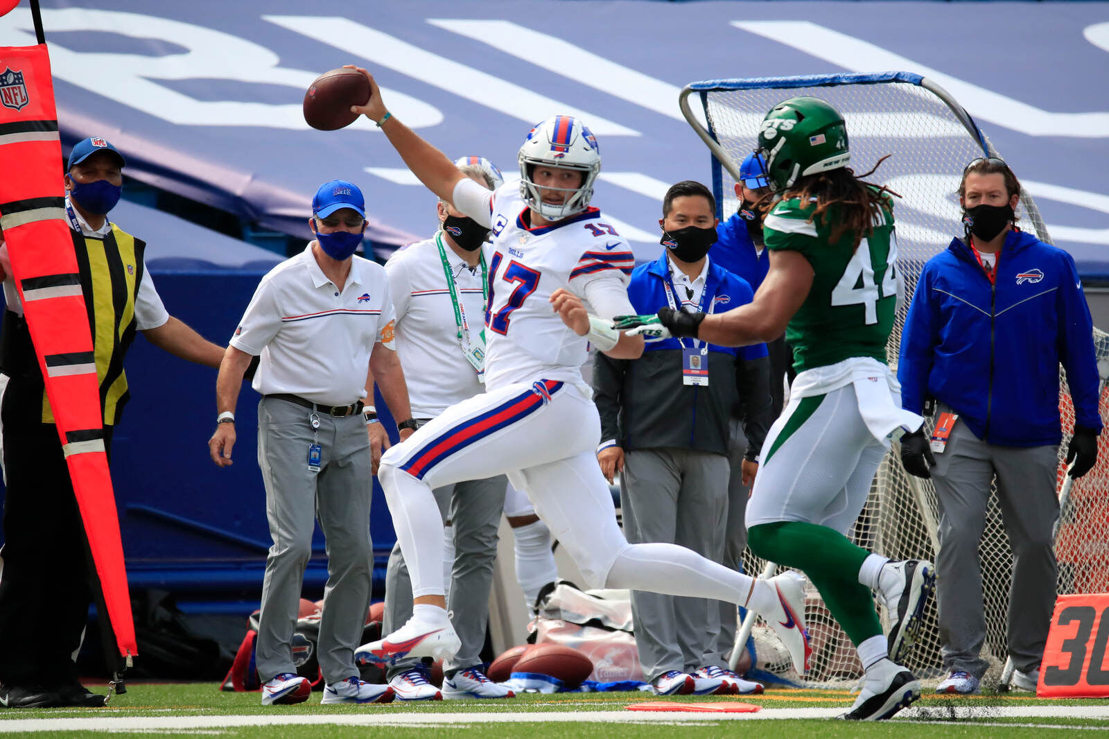 Allen stretches out